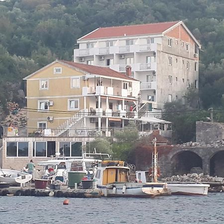 Apartments Porto Bjelila Tivat Zewnętrze zdjęcie
