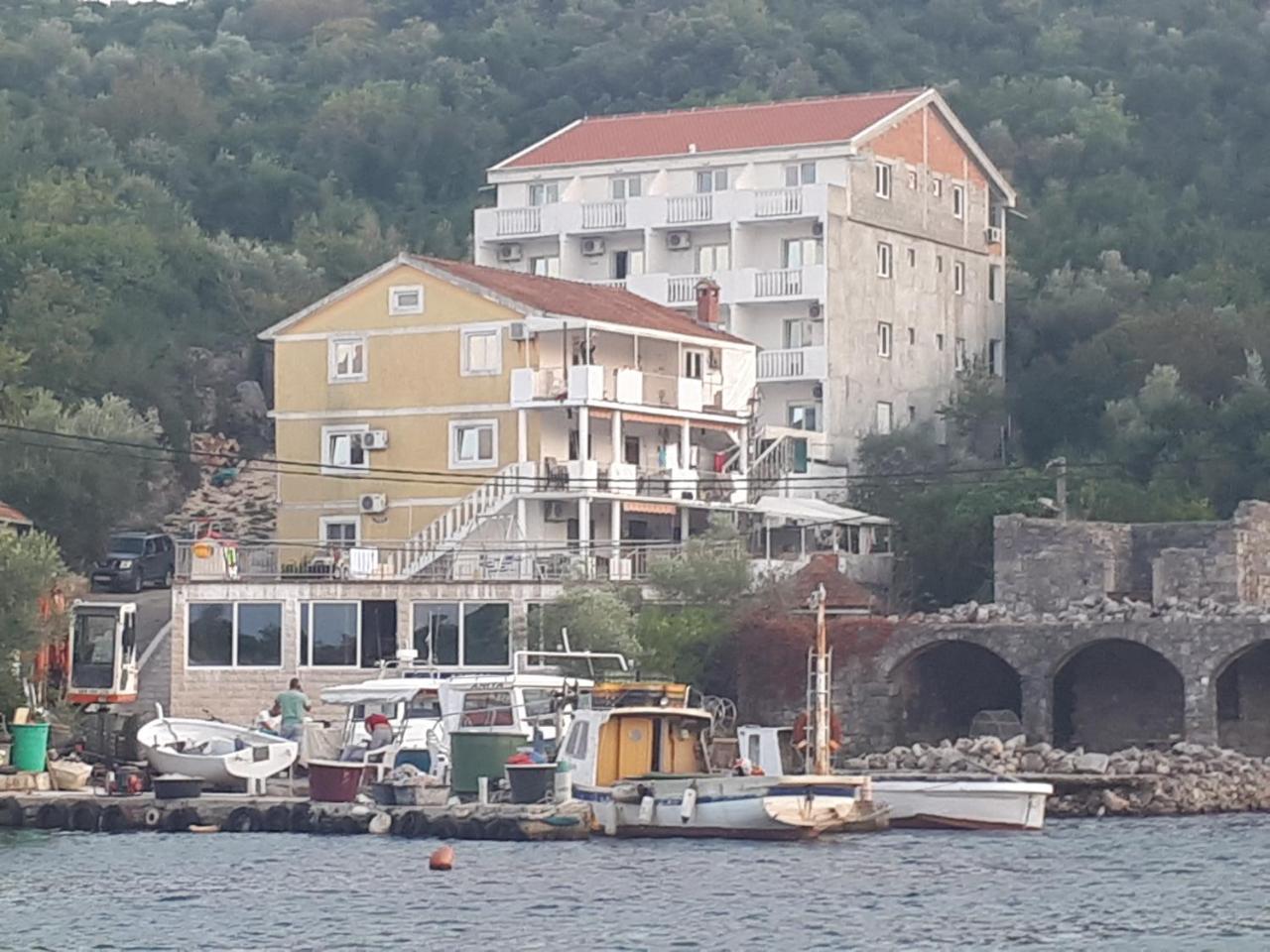Apartments Porto Bjelila Tivat Zewnętrze zdjęcie