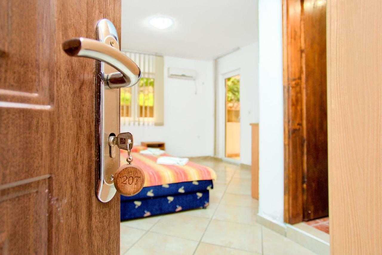 Apartments Porto Bjelila Tivat Zewnętrze zdjęcie