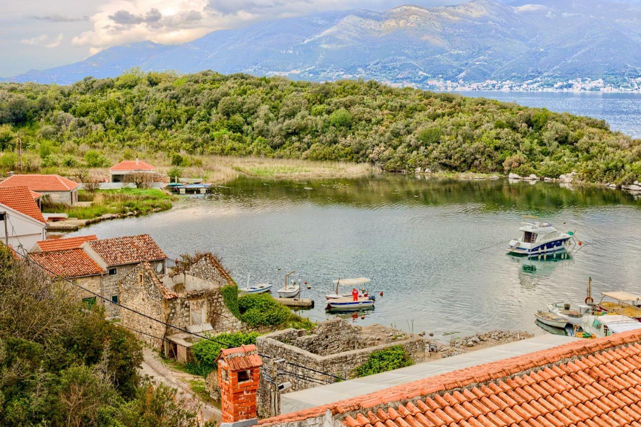 Apartments Porto Bjelila Tivat Zewnętrze zdjęcie