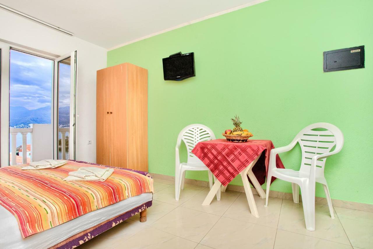 Apartments Porto Bjelila Tivat Zewnętrze zdjęcie