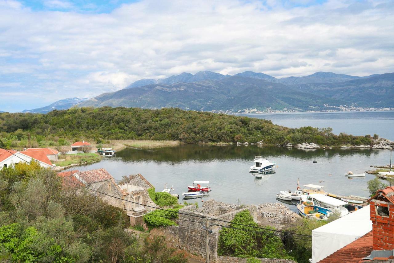 Apartments Porto Bjelila Tivat Zewnętrze zdjęcie