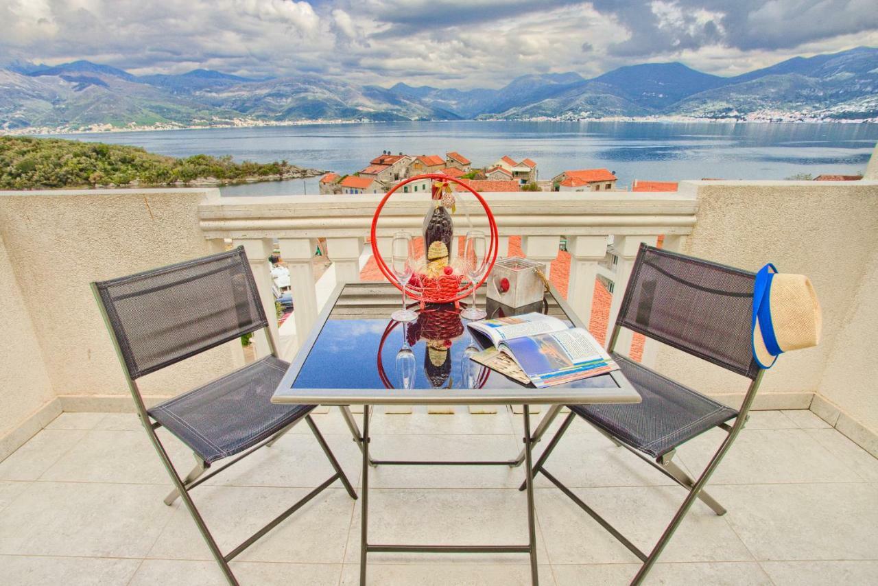 Apartments Porto Bjelila Tivat Zewnętrze zdjęcie