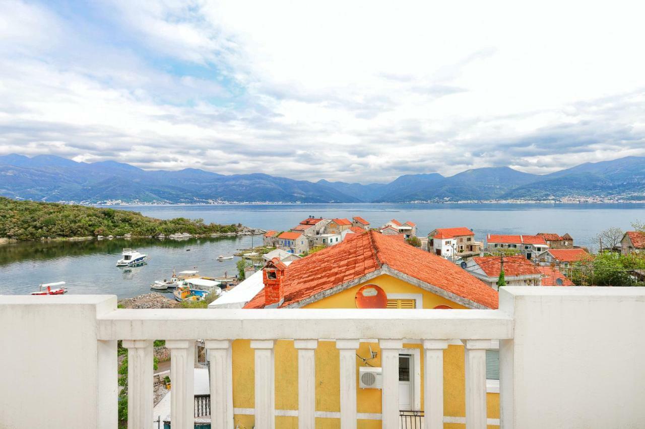 Apartments Porto Bjelila Tivat Zewnętrze zdjęcie