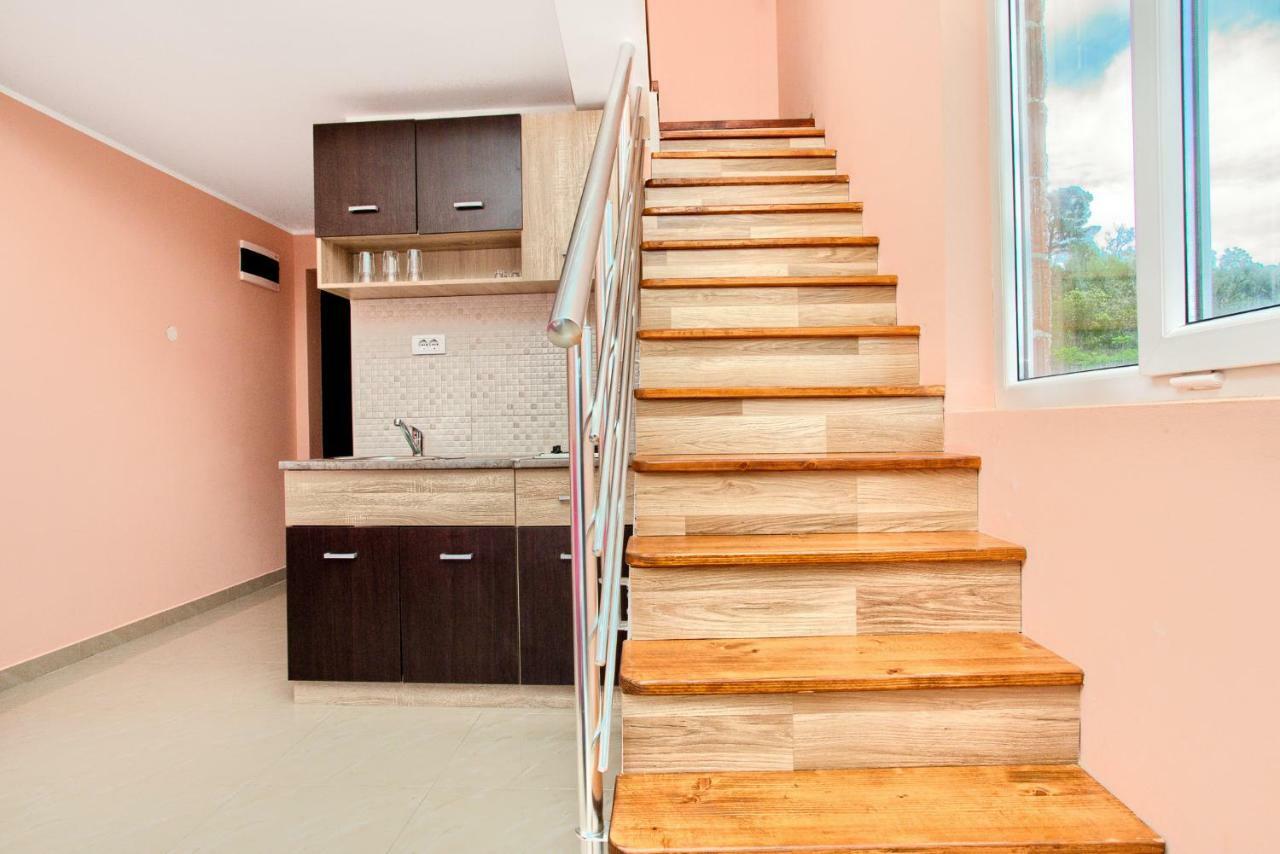 Apartments Porto Bjelila Tivat Zewnętrze zdjęcie