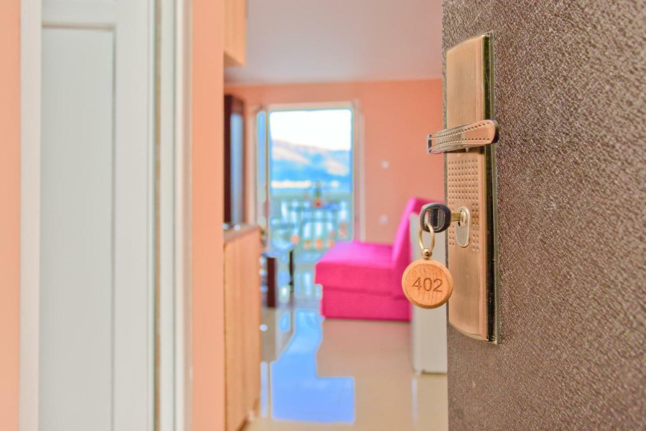 Apartments Porto Bjelila Tivat Zewnętrze zdjęcie